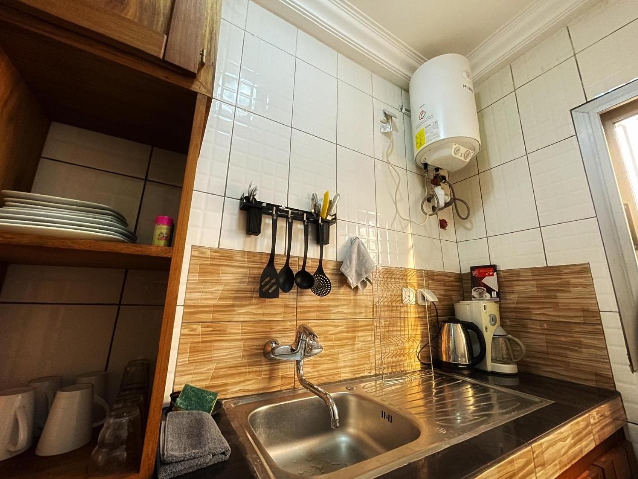Chambre Meublee Biyem Assi Tkc Yaoundé Екстериор снимка